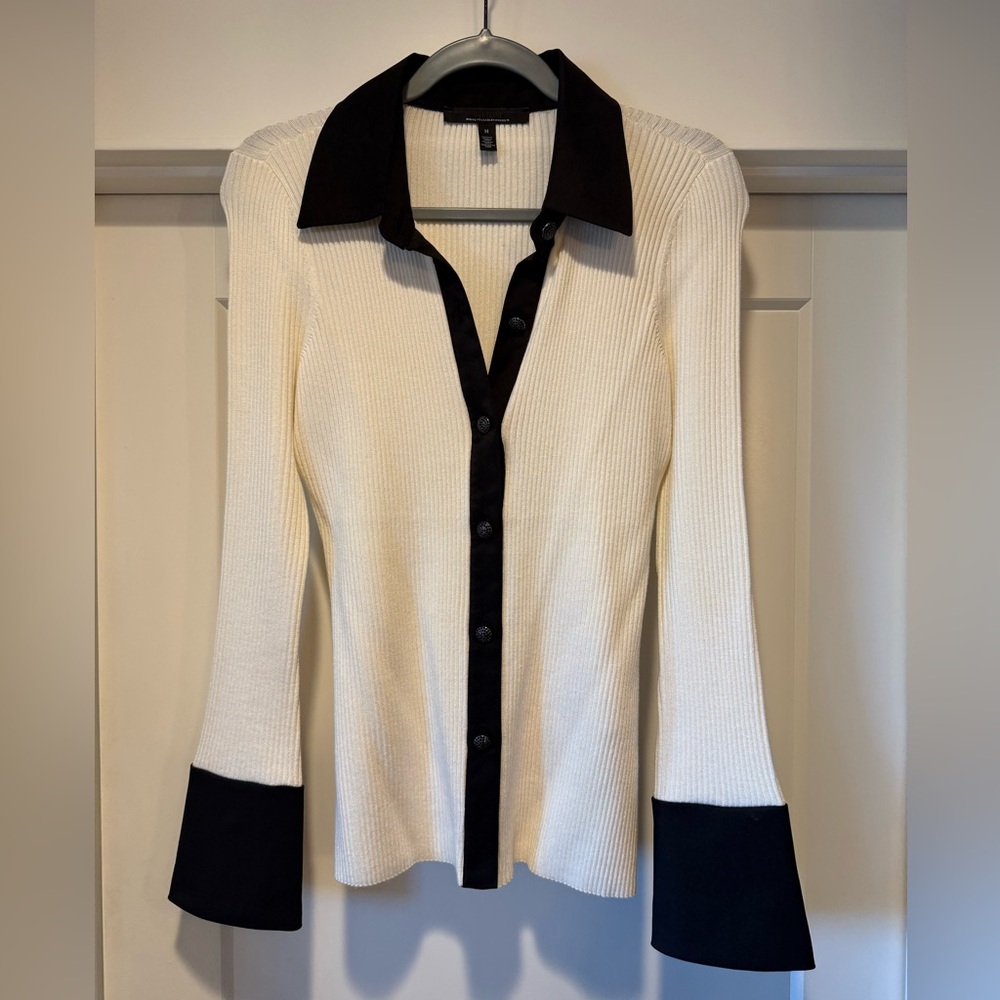 White House Black Market Ivory and Black Ribbed Button-Down Top